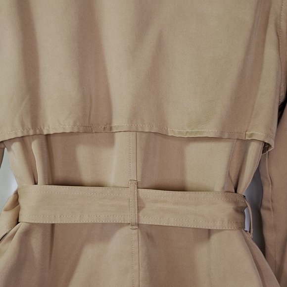 Abercrombie & Fitch Tan Short Belted Trench Coat Size Small - Picture 8 of 14